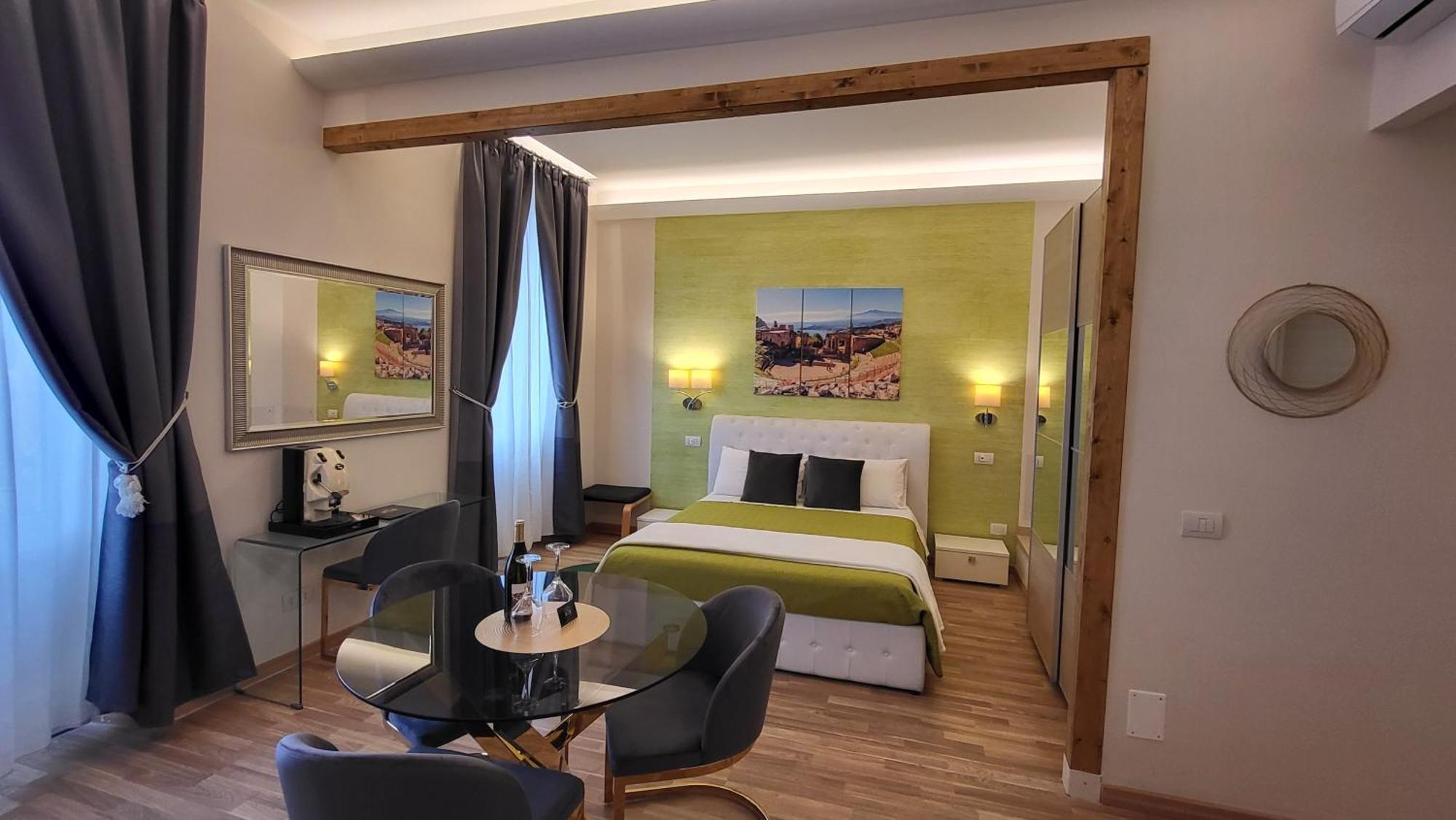 I Due Grifoni Studio Flat Taormina Exterior photo