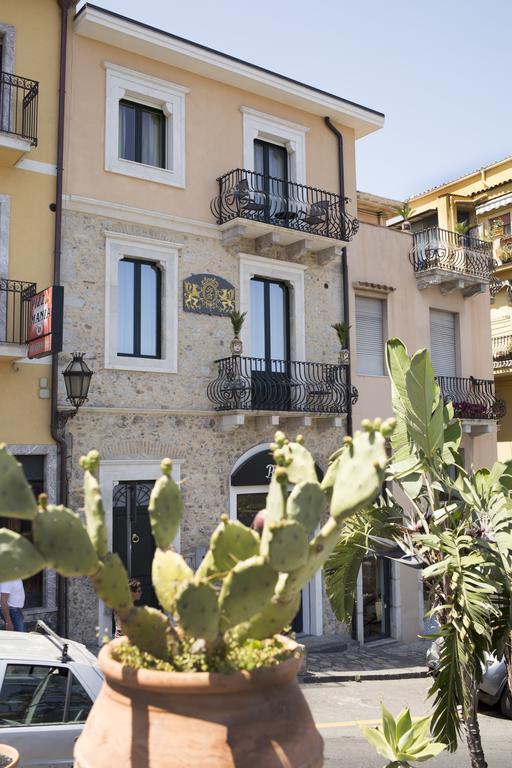 I Due Grifoni Studio Flat Taormina Exterior photo